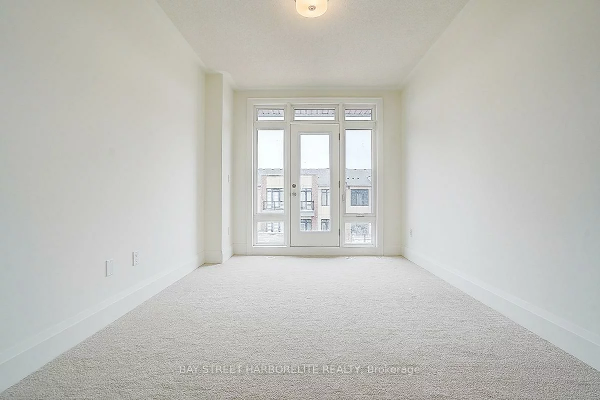 3297, Azam, 1008 - GO Glenorchy, Oakville