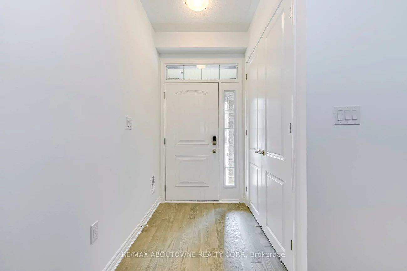 1365, William Halton, 1012 - NW Northwest, Oakville