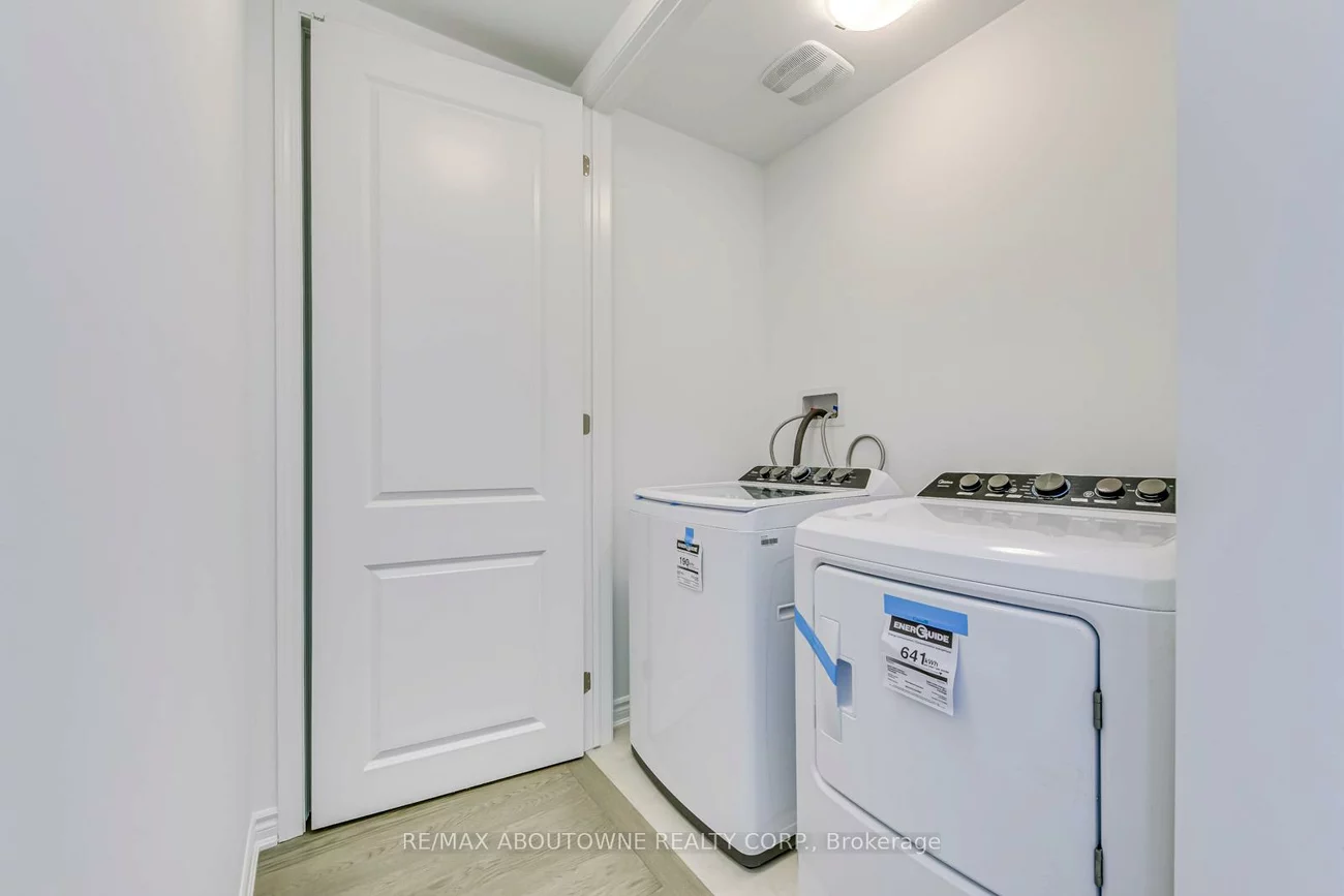 1365, William Halton, 1012 - NW Northwest, Oakville