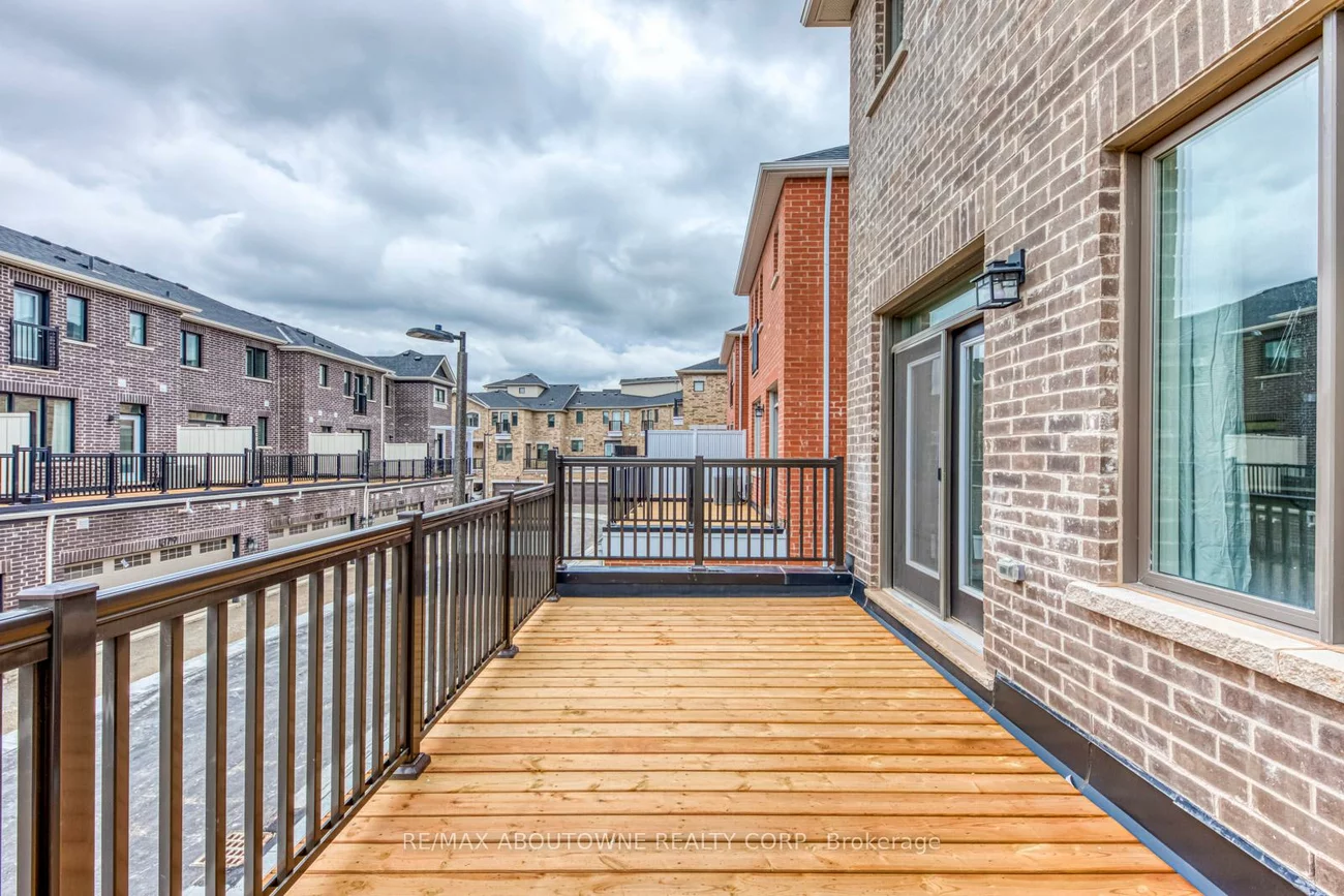 1365, William Halton, 1012 - NW Northwest, Oakville