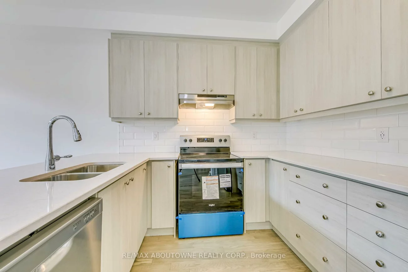 1365, William Halton, 1012 - NW Northwest, Oakville