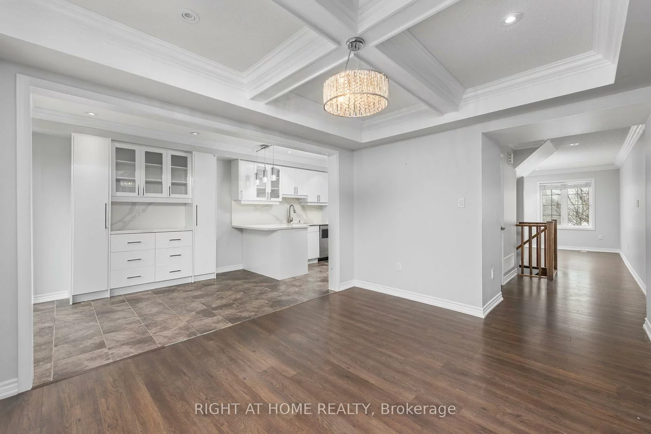 260, Ellen Davidson, 1008 - GO Glenorchy, Oakville