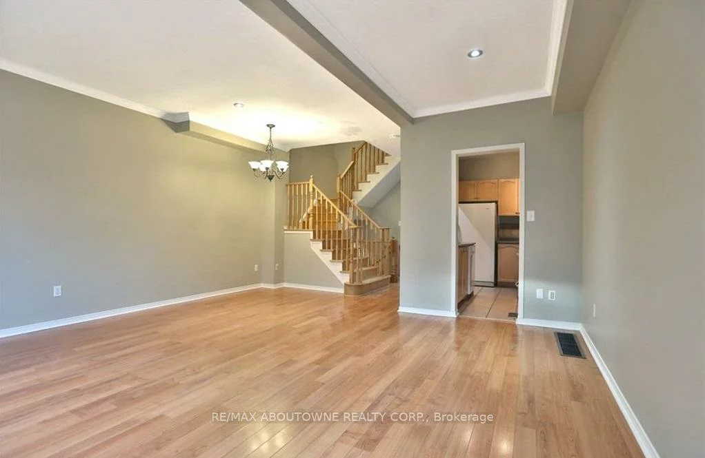 2344, Dalebrook, 1018 - WC Wedgewood Creek, Oakville