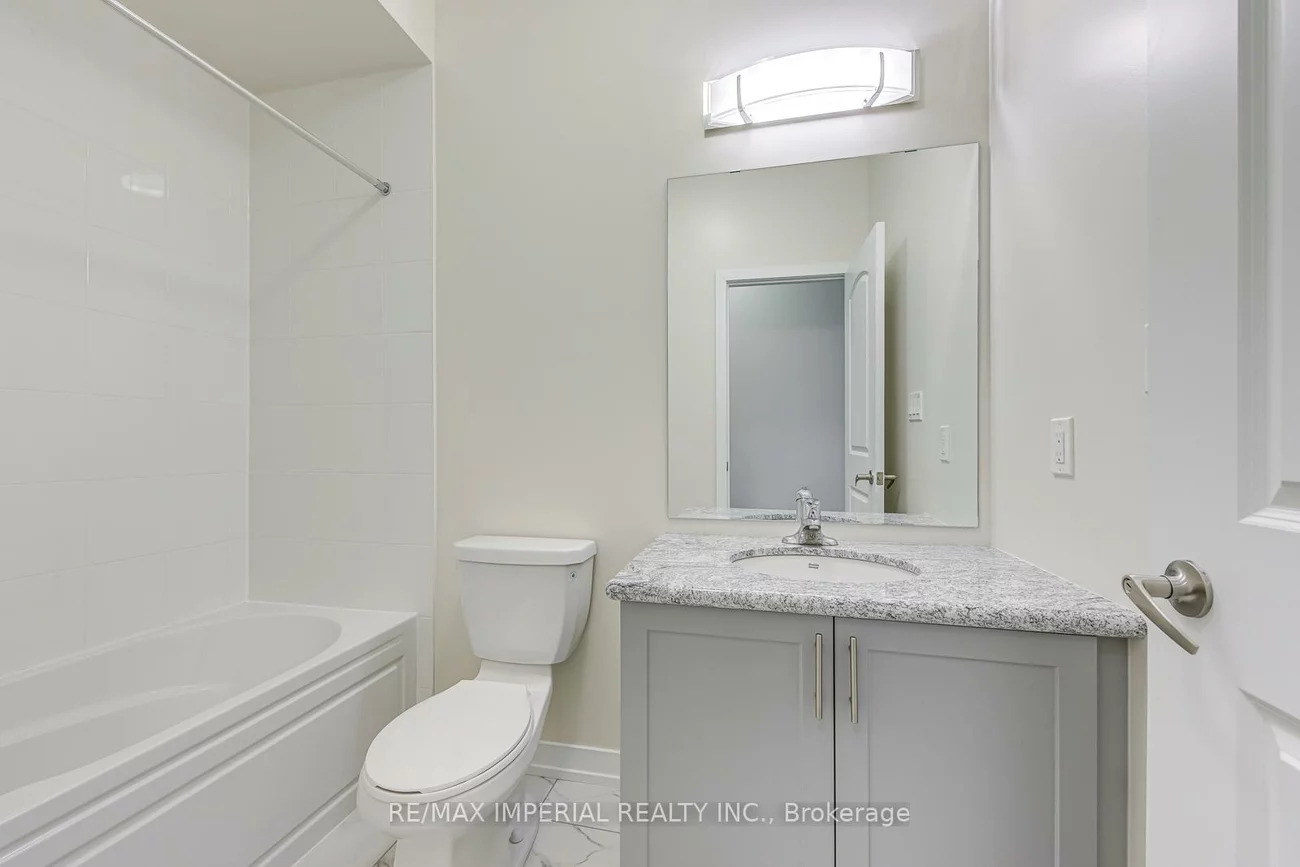 1176, Tanbark, 1010 - JM Joshua Meadows, Oakville