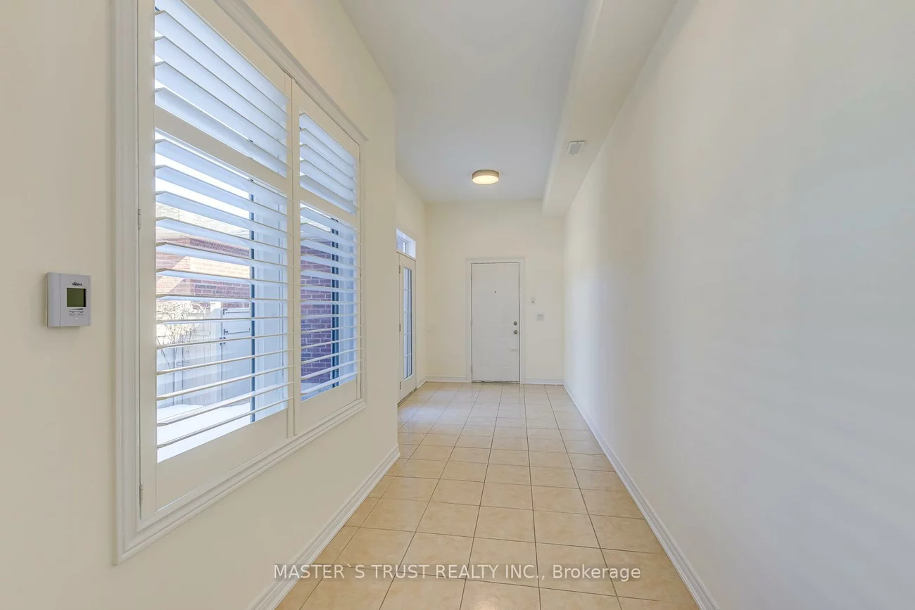 3075, Neyagawa, 1008 - GO Glenorchy, Oakville