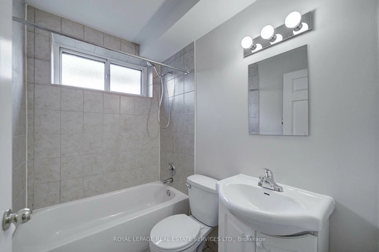 2329, Belyea, 1001 - BR Bronte, Oakville