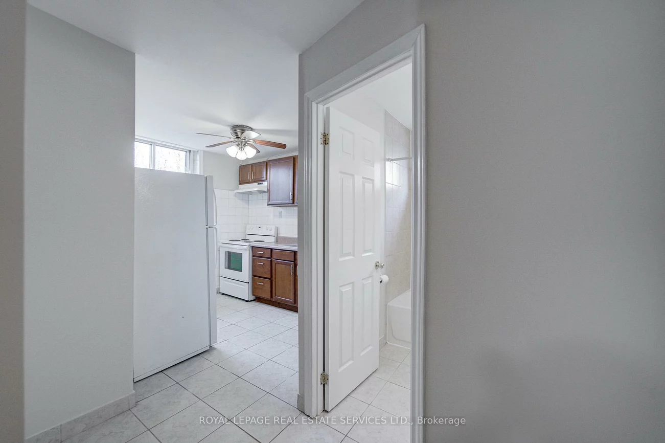 2329, Belyea, 1001 - BR Bronte, Oakville