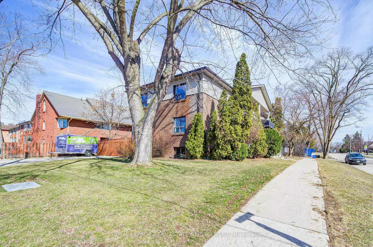 2329, Belyea, 1001 - BR Bronte, Oakville