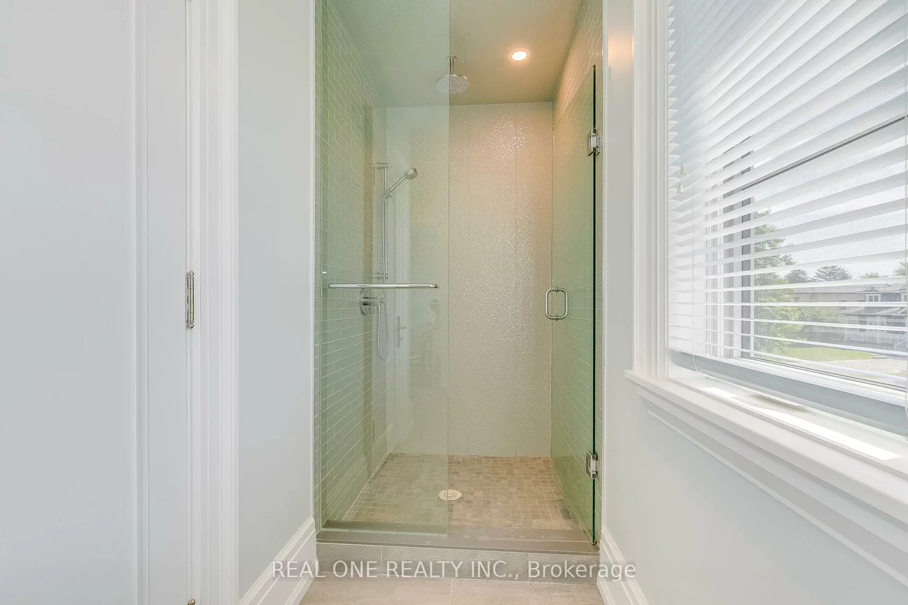 605, Unsworth, 1020 - WO West, Oakville