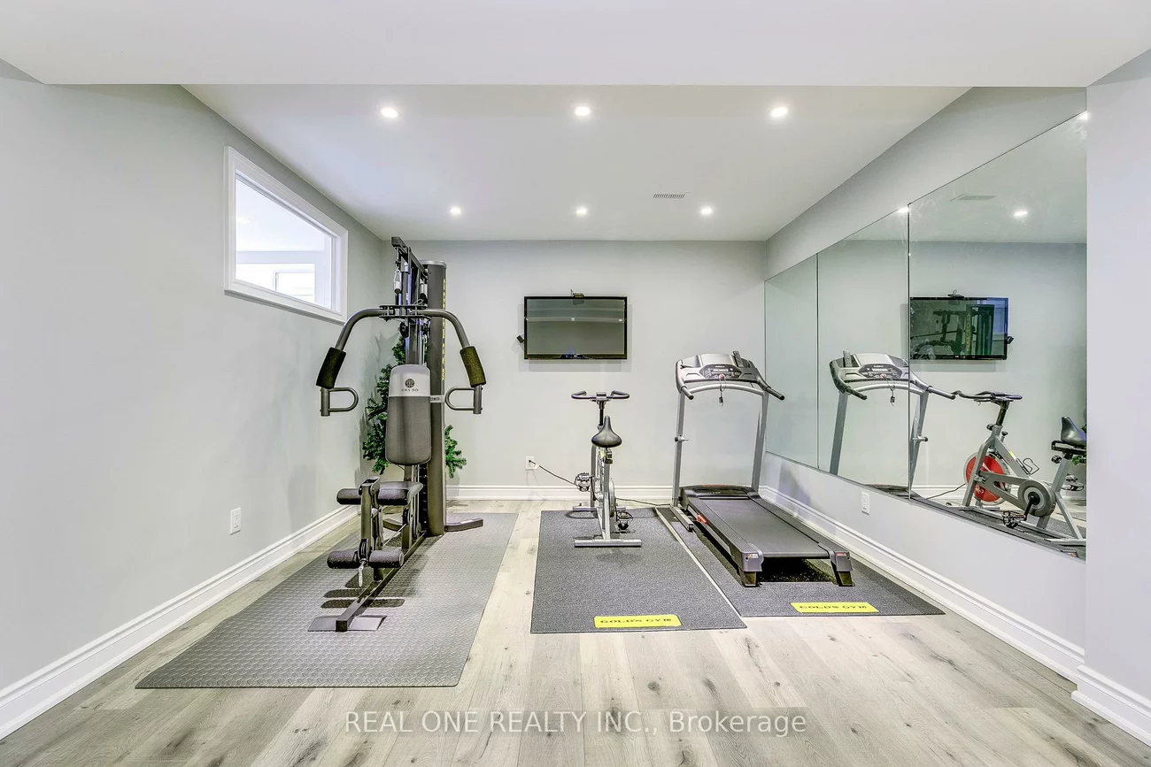 605, Unsworth, 1020 - WO West, Oakville