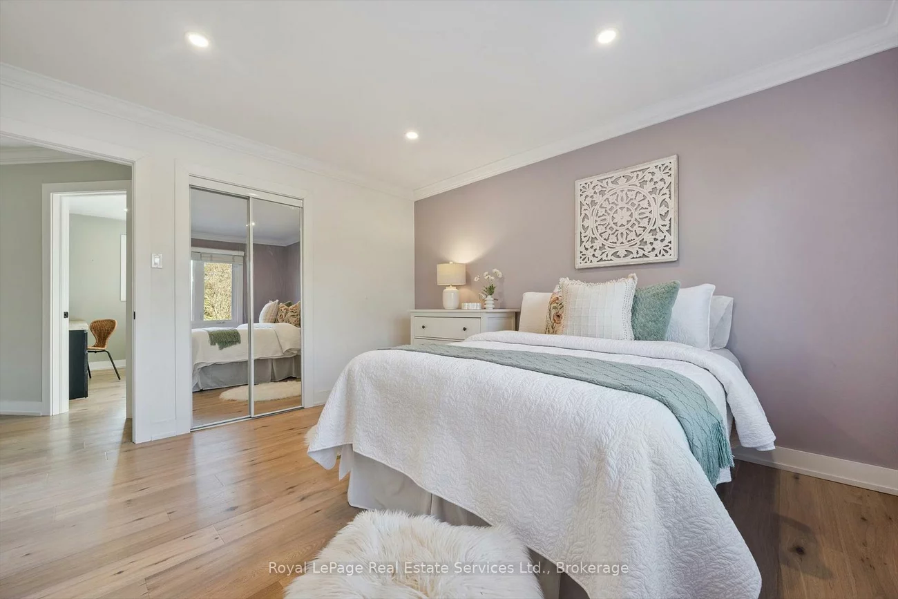 260, Princess Royal, 1003 - CP College Park, Oakville