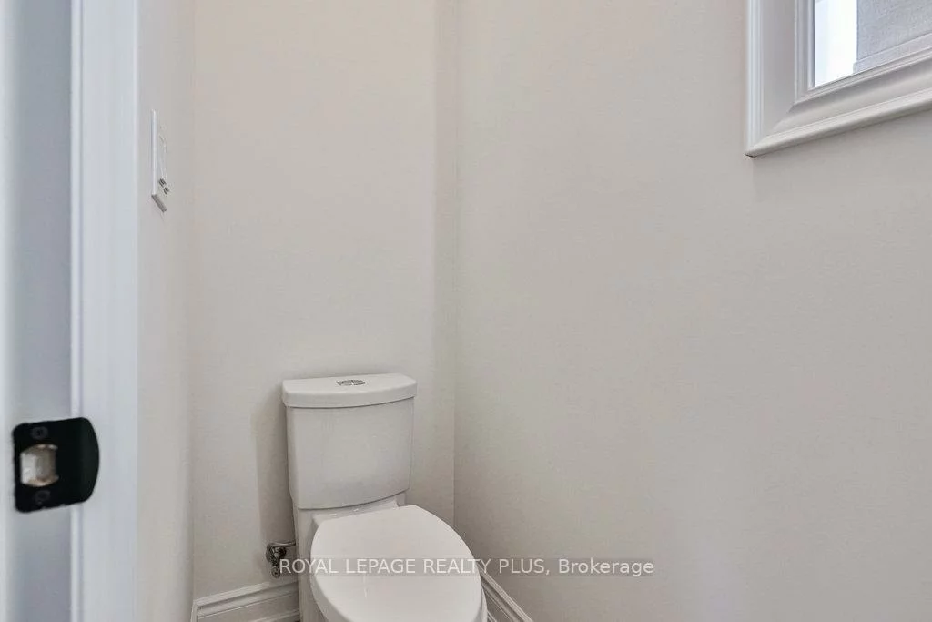 1327, Wheat Boom, 1010 - JM Joshua Meadows, Oakville