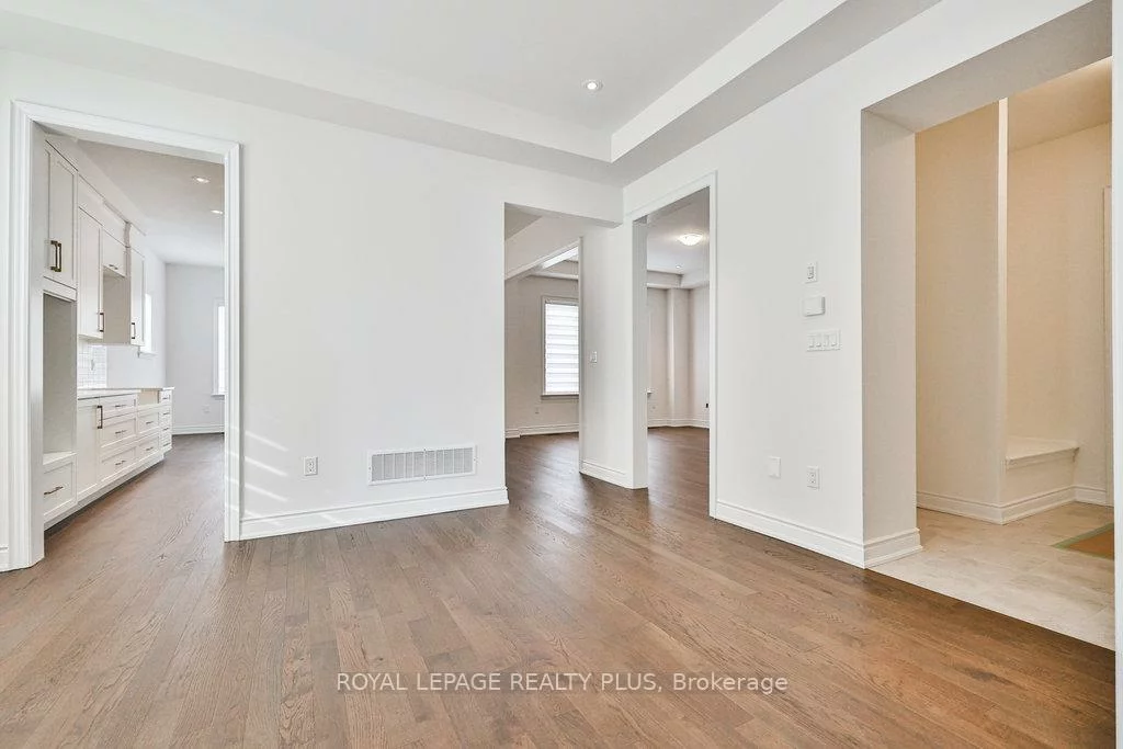 1327, Wheat Boom, 1010 - JM Joshua Meadows, Oakville