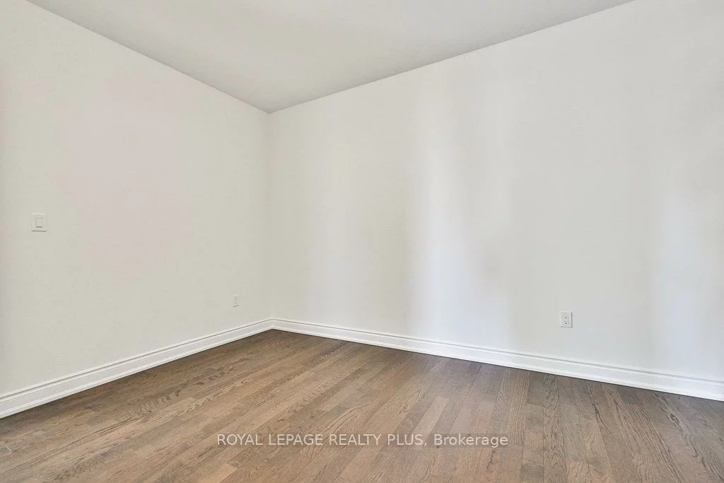 1327, Wheat Boom, 1010 - JM Joshua Meadows, Oakville