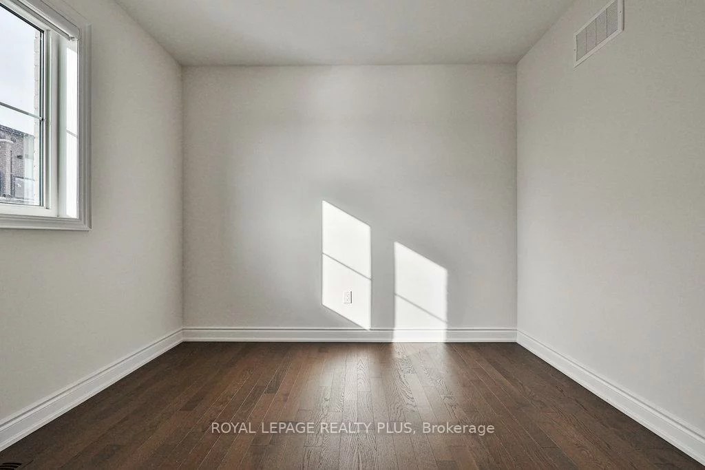 1327, Wheat Boom, 1010 - JM Joshua Meadows, Oakville