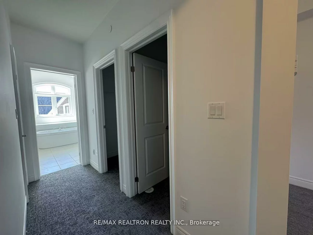 260, Melody Common, 1015 - RO River Oaks, Oakville