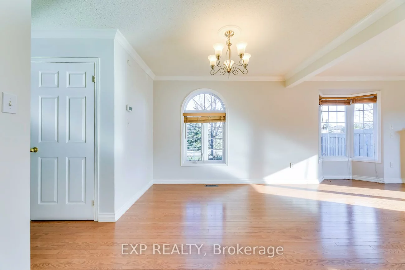 2376, Highcroft, 1019 - WM Westmount, Oakville