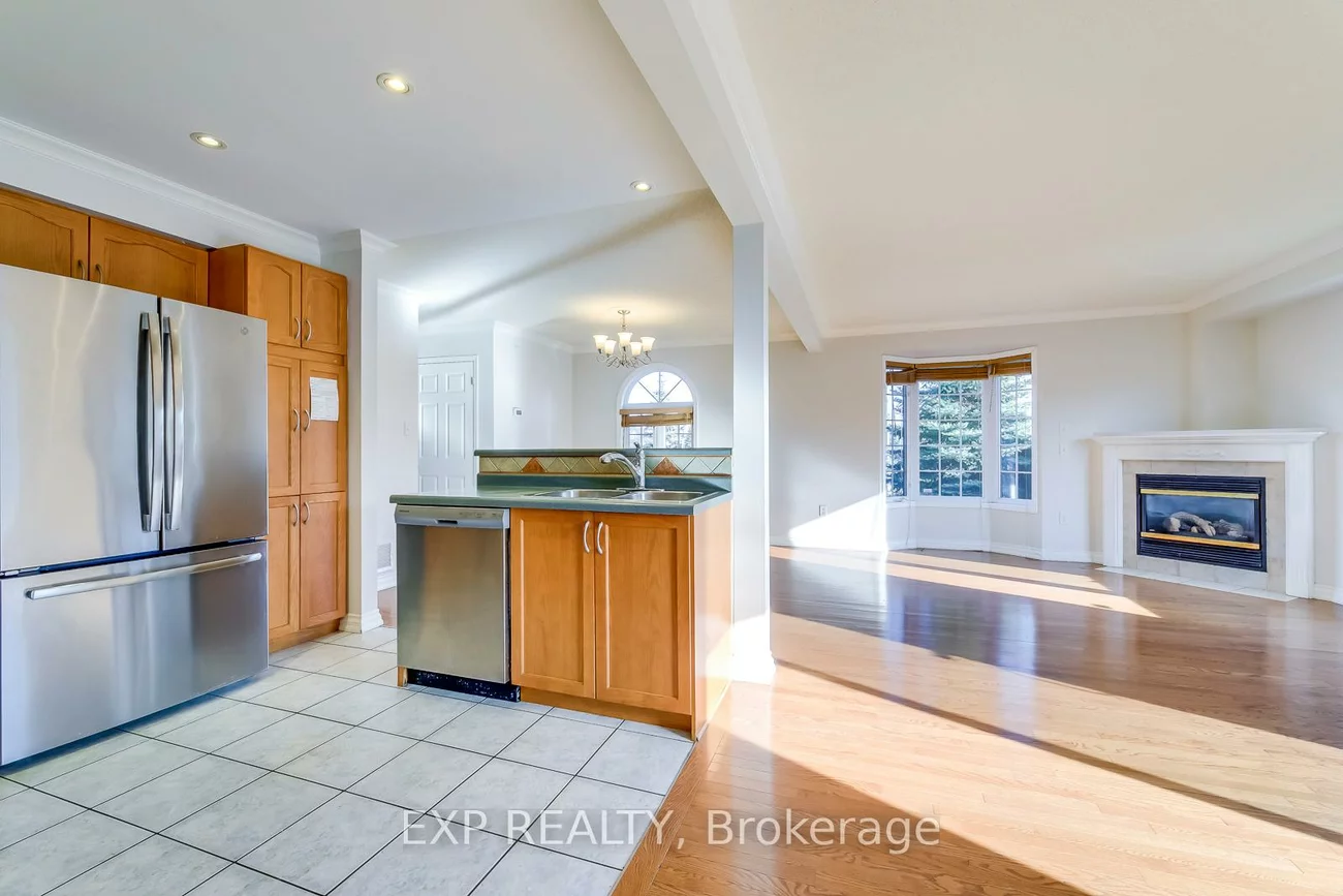 2376, Highcroft, 1019 - WM Westmount, Oakville