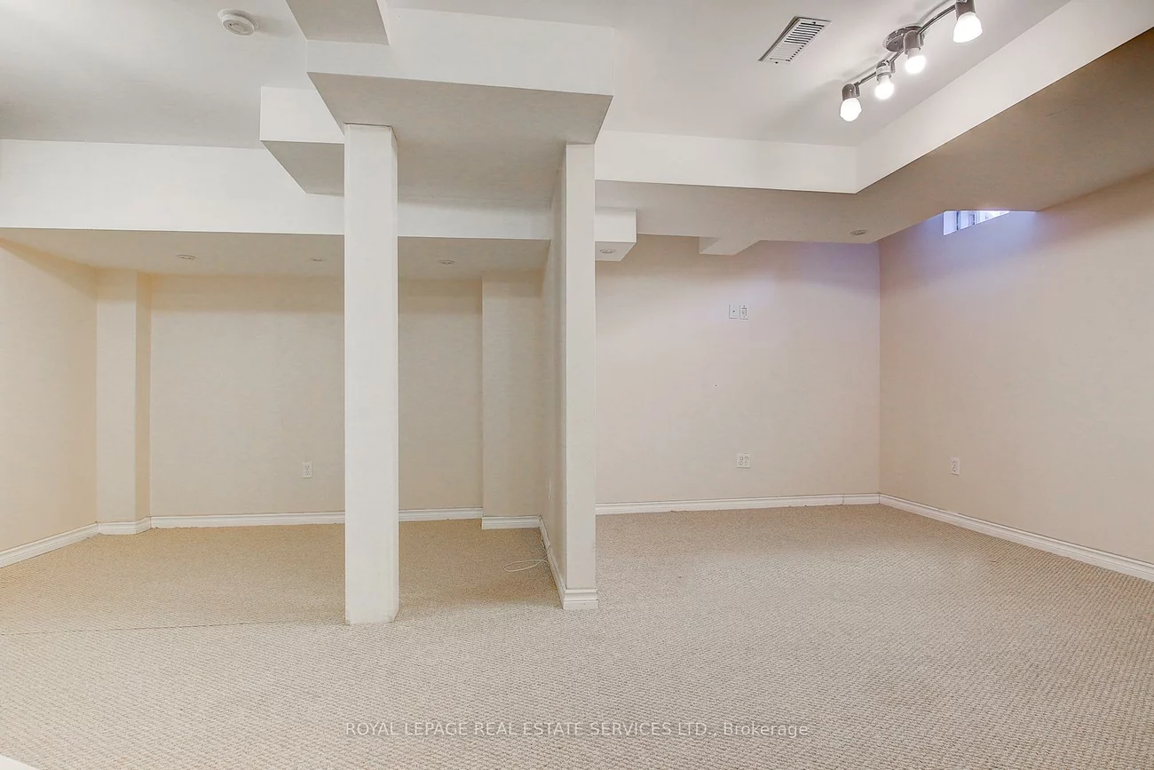 1498, Pinecliff, 1022 - WT West Oak Trails, Oakville