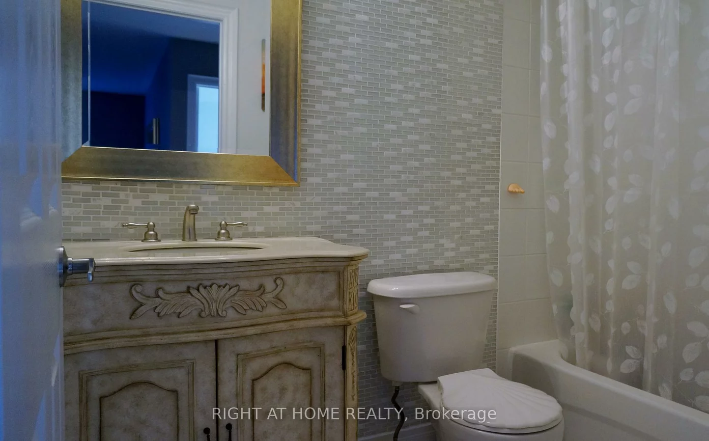 2317, Kwinter, 1019 - WM Westmount, Oakville