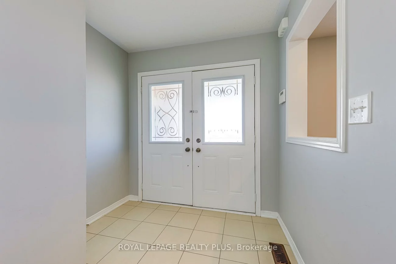 3167, Neyagawa, 1008 - GO Glenorchy, Oakville