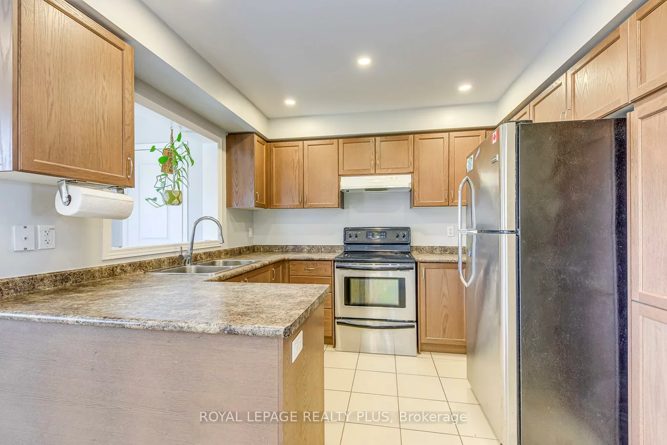 3167, Neyagawa, 1008 - GO Glenorchy, Oakville