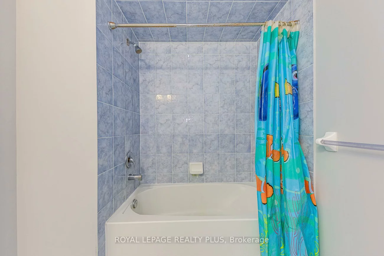 3167, Neyagawa, 1008 - GO Glenorchy, Oakville