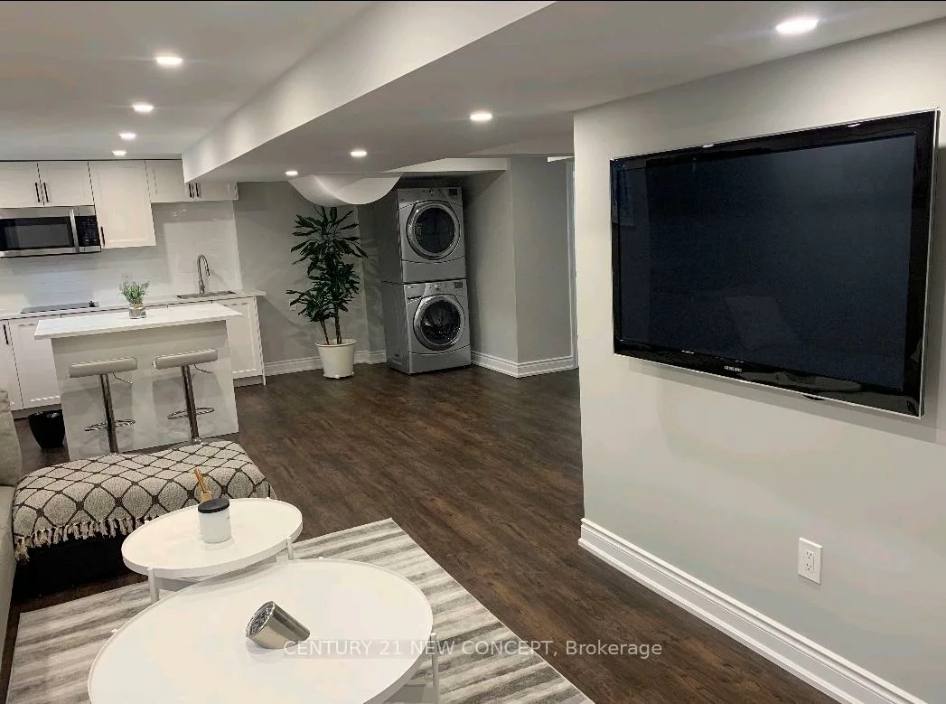 2285, Blue Oak, 1019 - WM Westmount, Oakville