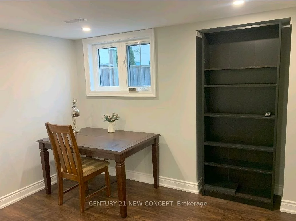 2285, Blue Oak, 1019 - WM Westmount, Oakville