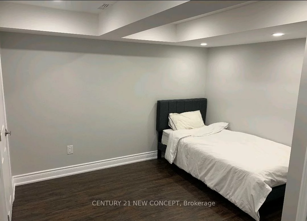 2285, Blue Oak, 1019 - WM Westmount, Oakville