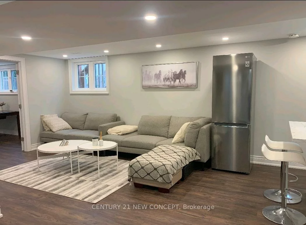 2285, Blue Oak, 1019 - WM Westmount, Oakville