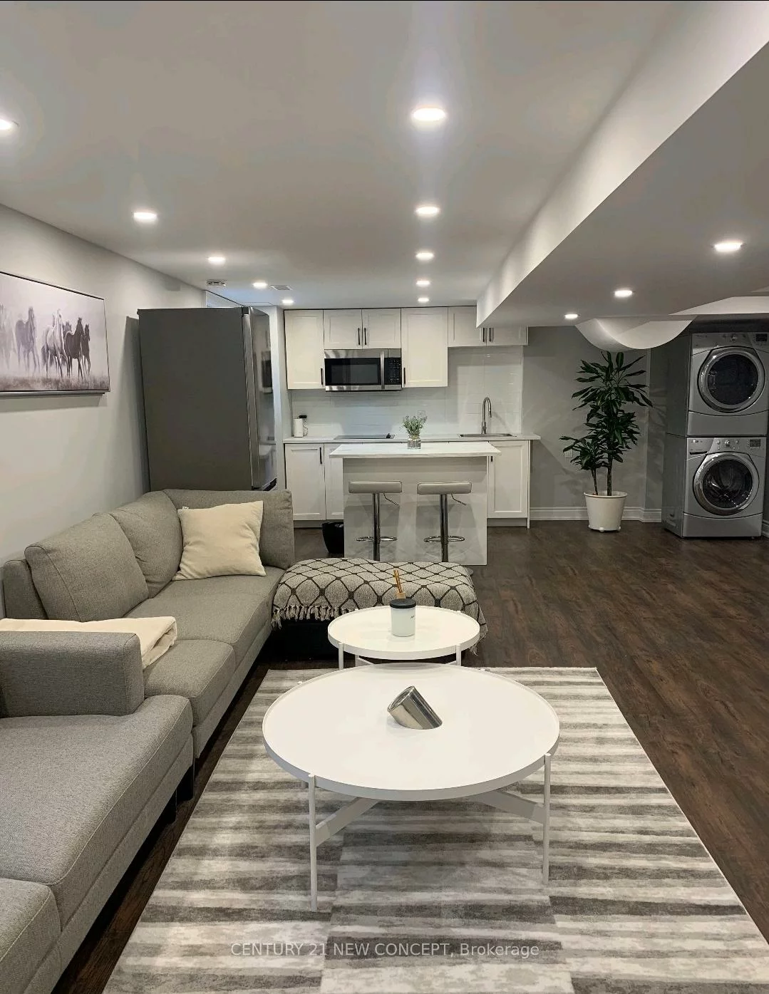 2285, Blue Oak, 1019 - WM Westmount, Oakville