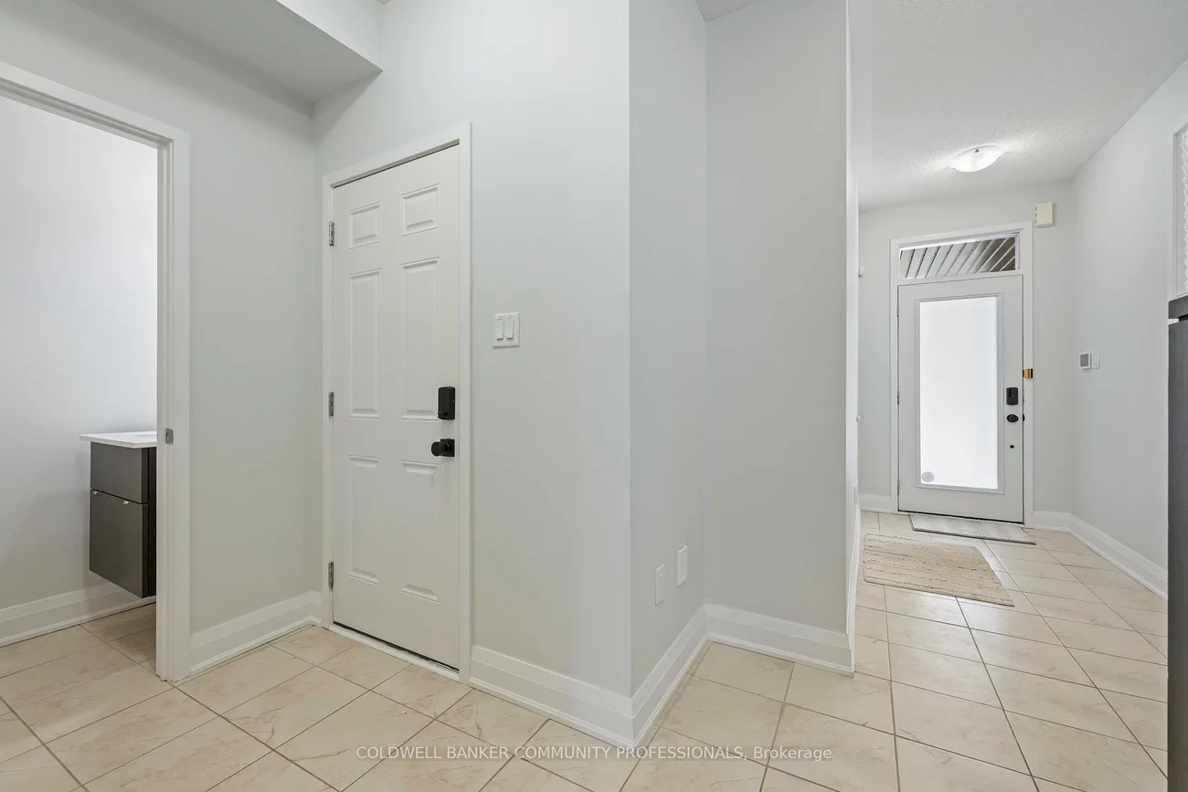 193, Huguenot, 1008 - GO Glenorchy, Oakville