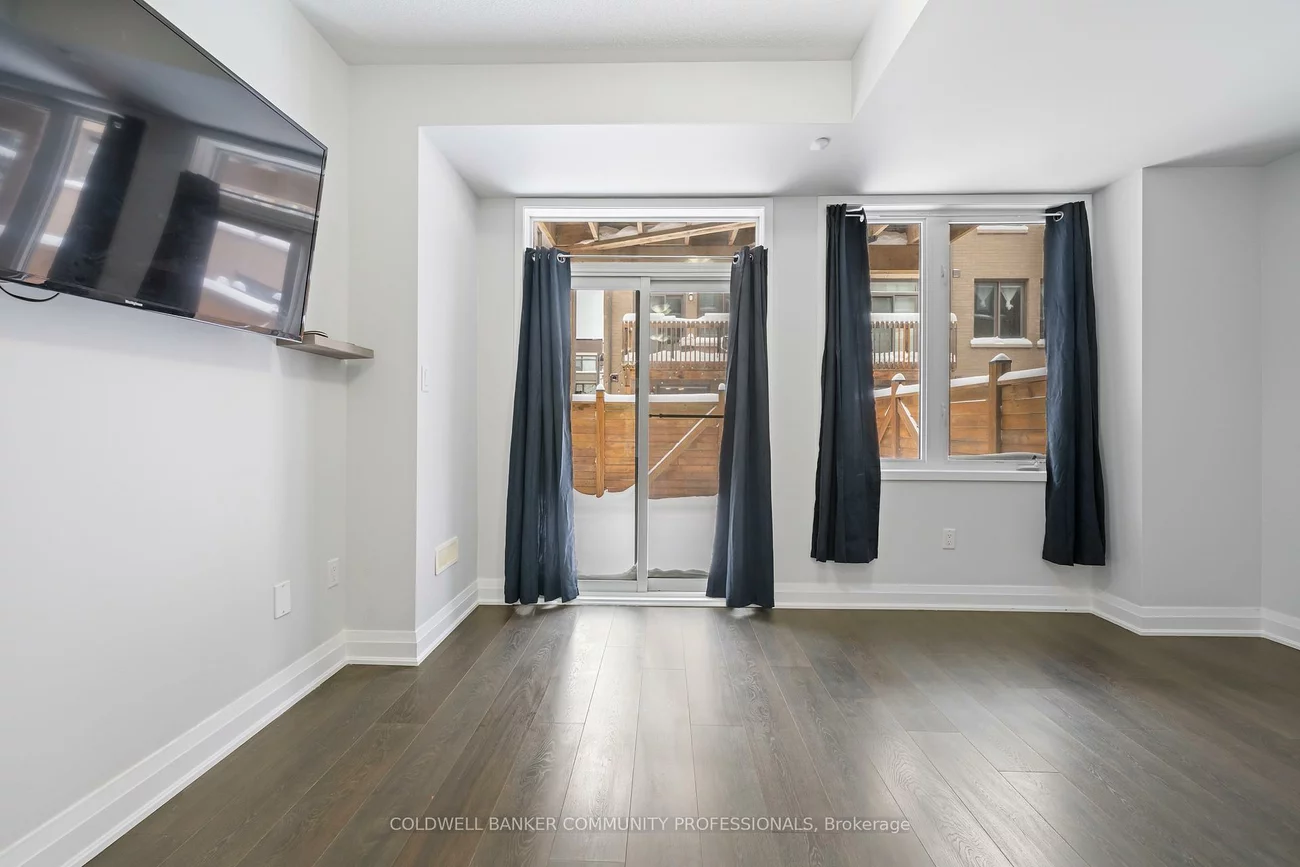 193, Huguenot, 1008 - GO Glenorchy, Oakville