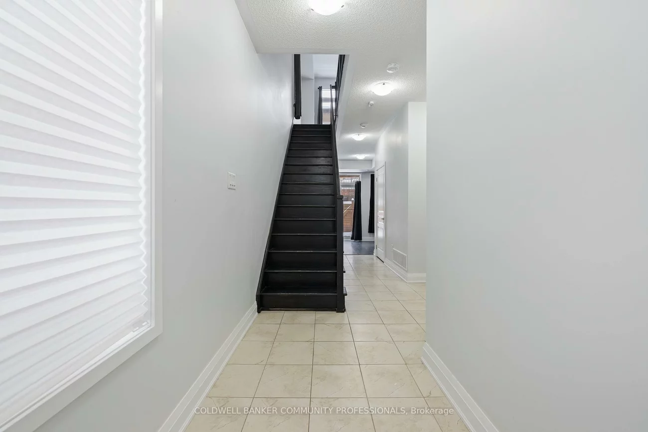 193, Huguenot, 1008 - GO Glenorchy, Oakville