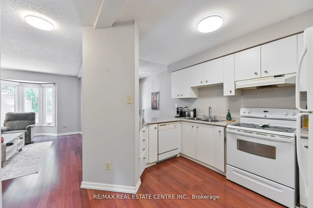 2559, Addingham, 1004 - CV Clearview, Oakville