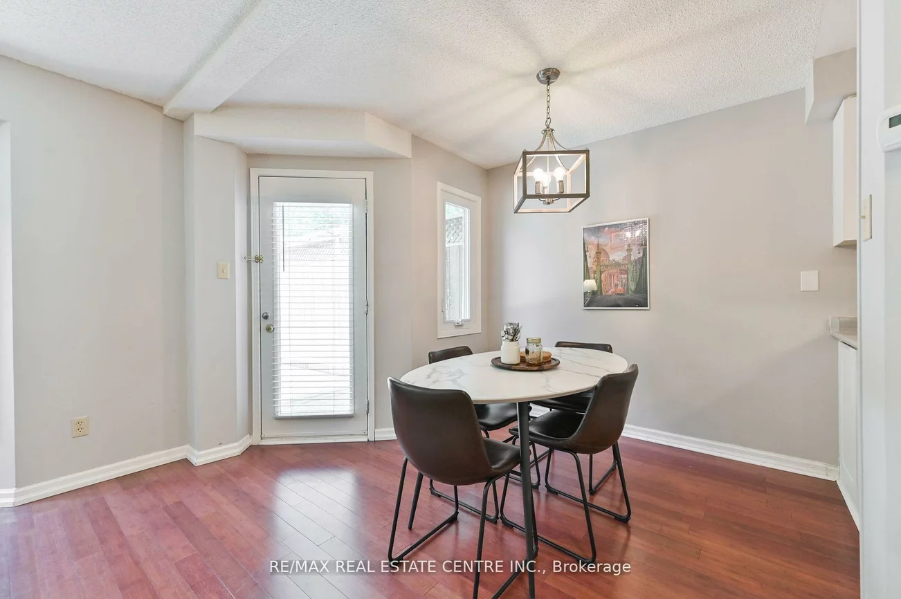 2559, Addingham, 1004 - CV Clearview, Oakville