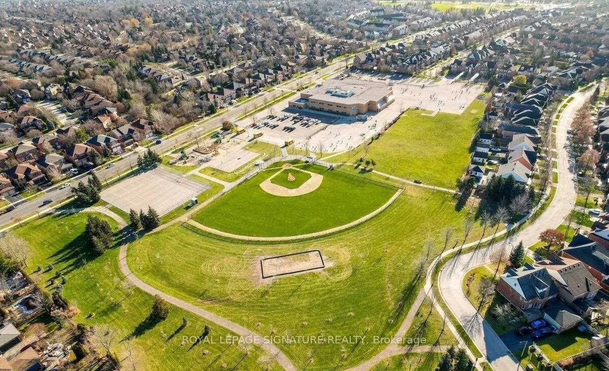 3021, Rivertrail, 1008 - GO Glenorchy, Oakville