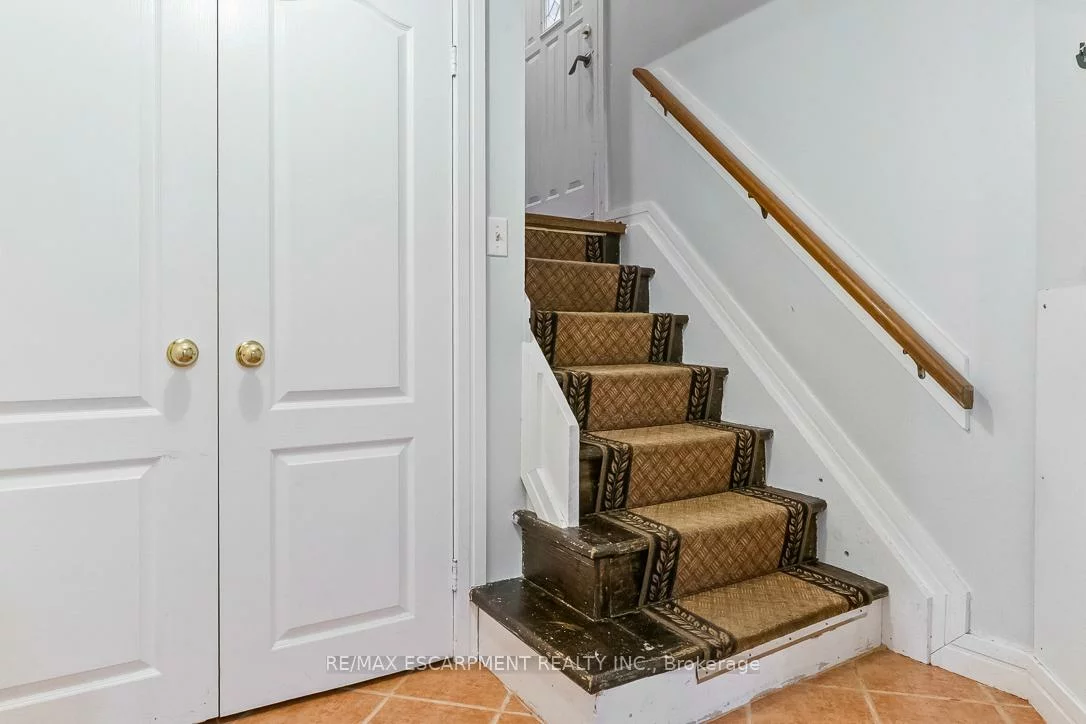 249, Southview, 1020 - WO West, Oakville