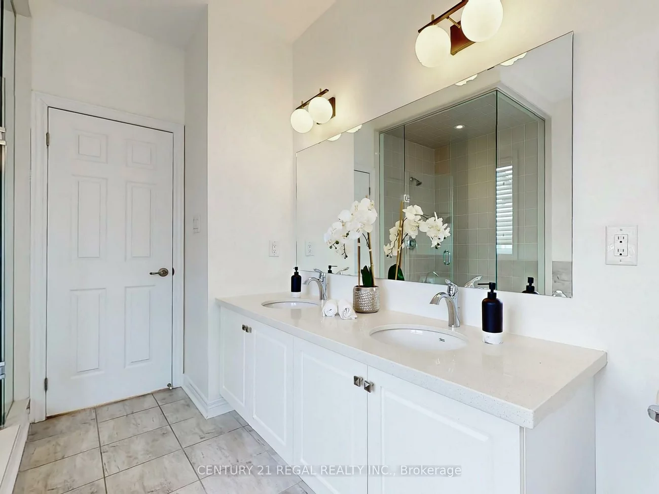 332, John Cramp, 1008 - GO Glenorchy, Oakville