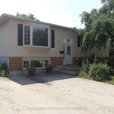 22, Miller, 1003 - CP College Park, Oakville