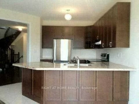 2379, Quetico, 1019 - WM Westmount, Oakville