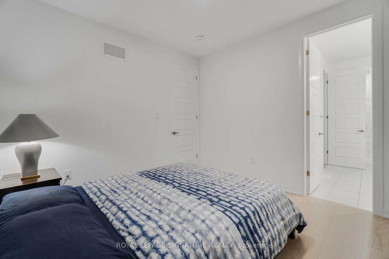 3255, Harasym, 1012 - NW Northwest, Oakville