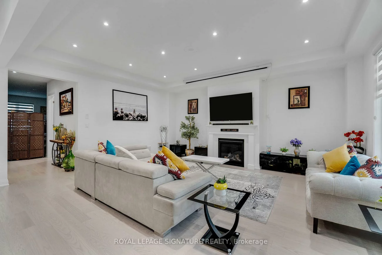 3255, Harasym, 1012 - NW Northwest, Oakville