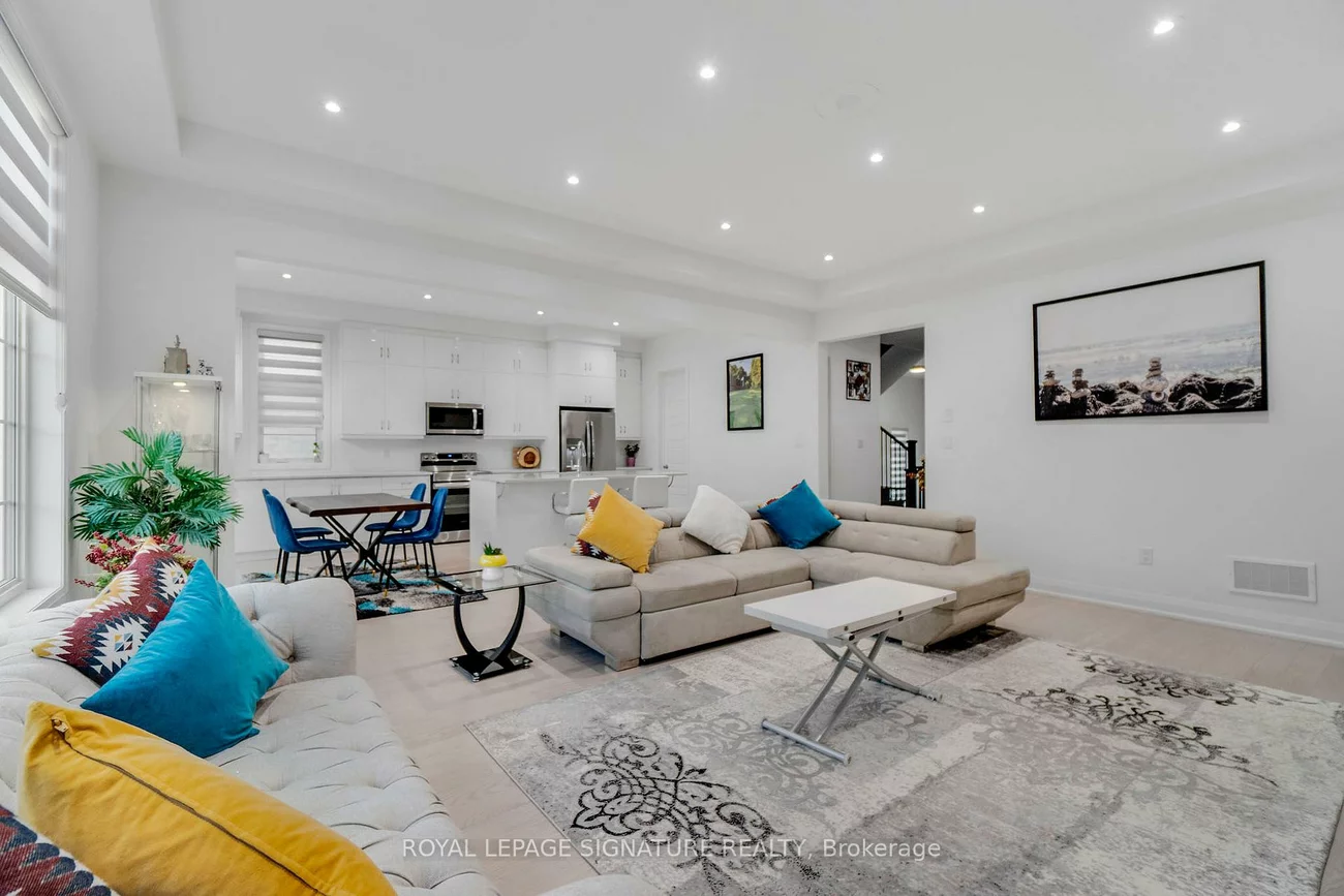 3255, Harasym, 1012 - NW Northwest, Oakville