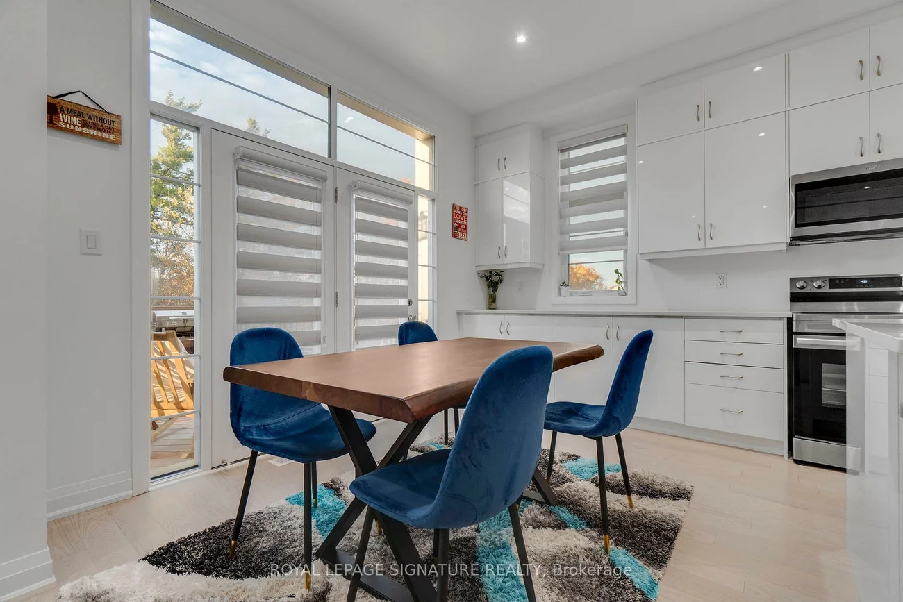 3255, Harasym, 1012 - NW Northwest, Oakville