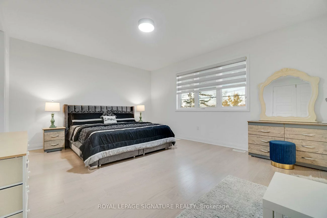 3255, Harasym, 1012 - NW Northwest, Oakville