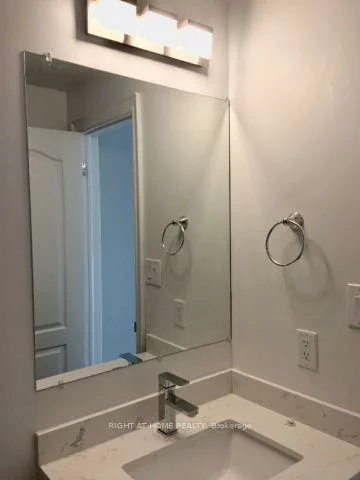 1088, Pearson, 1003 - CP College Park, Oakville