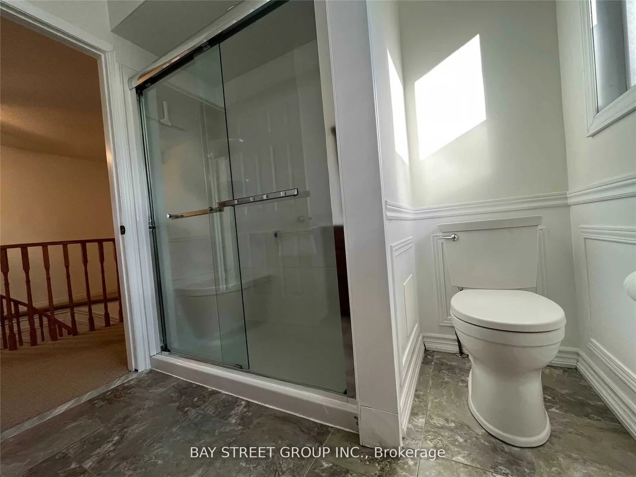 342, Carrier, 1015 - RO River Oaks, Oakville