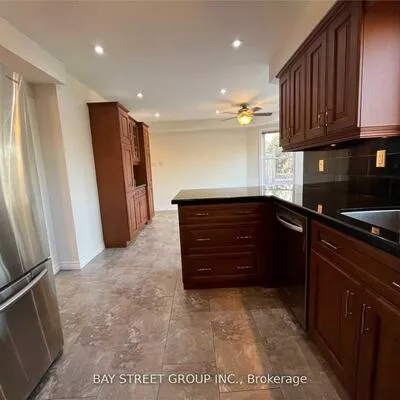 342, Carrier, 1015 - RO River Oaks, Oakville